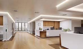 LED pásy v strope (po obvode)